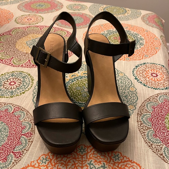 bamboo black platform sandals